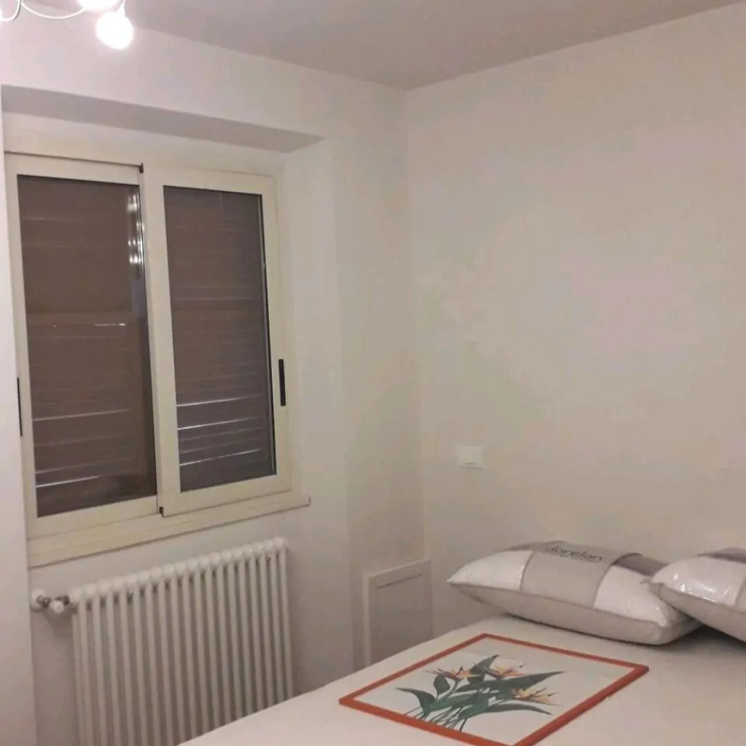 Ferienwohnung Stanza In Superattico, Terrazzato, Luminoso, Accogliente, Bagno Privato Rom Privatunterkunft